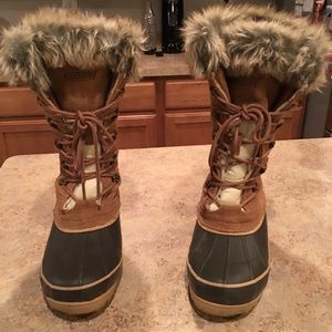 Khombu Winter Boots
